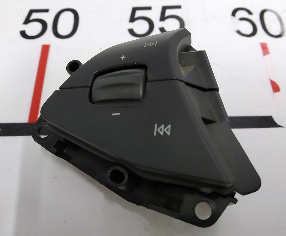 1 Schalterknopf (am Lenkrad) links Tesla Model S, Model S REST, Model X 1013242-00